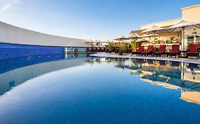 Sunday Hotel Holiday International Dubai